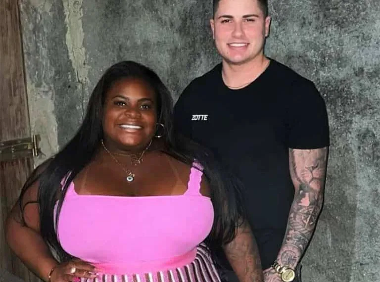 Ex-marido de Jojo Todynho tatuou o nome da cantora: “Problema dele”