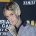 Irmã gémea e ex-noiva de Aaron Carter reagem à morte do artista: “Agora estás em paz…”