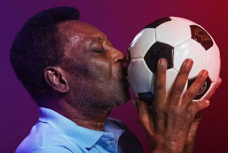 Hospital atualiza estado de saúde de Pelé