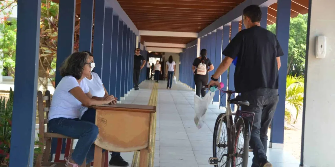 Acre registra 36% de faltosos no segundo dia de provas do Enem
