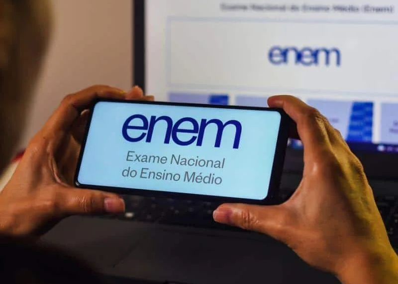 Simulado-gratuito-Enem-800x600-1 (1)