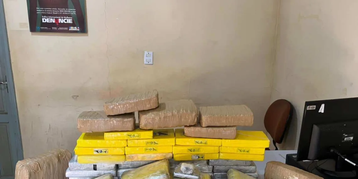 Polícia apreende mais de 30 quilos de cocaína e 15 de maconha em Brasileia