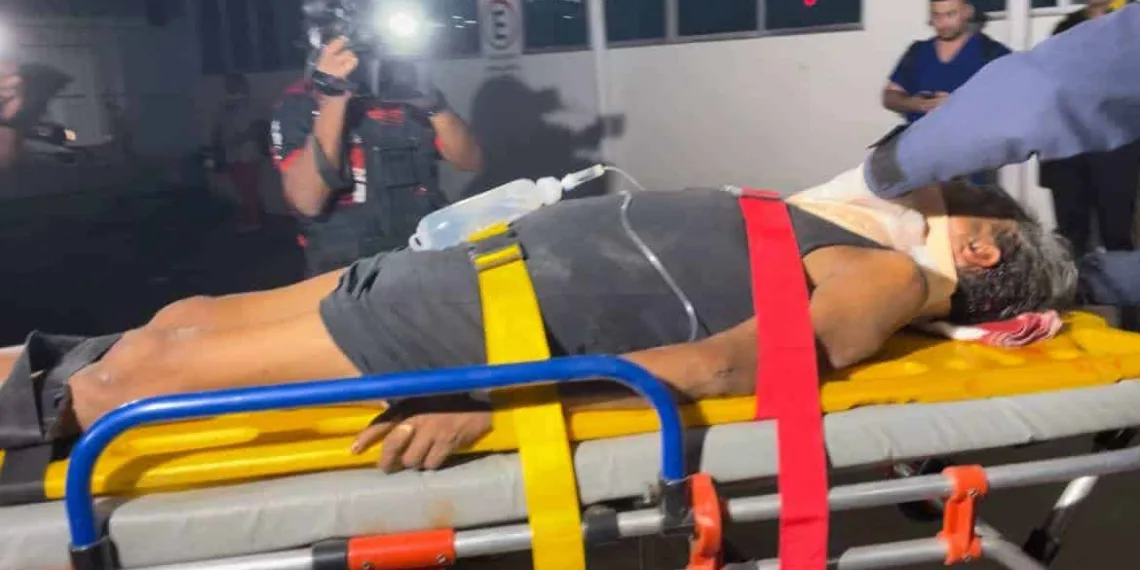 Mulher é atropelada por caminhonete na estrada de Porto Acre