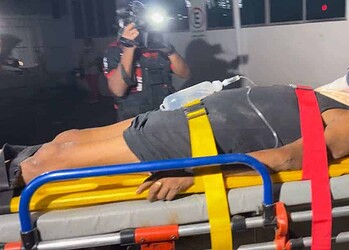 Mulher é atropelada por caminhonete na estrada de Porto Acre