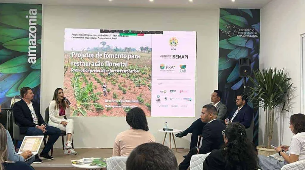 Acre apresenta avanços da política de regularização ambiental e fundiária durante painel na COP27