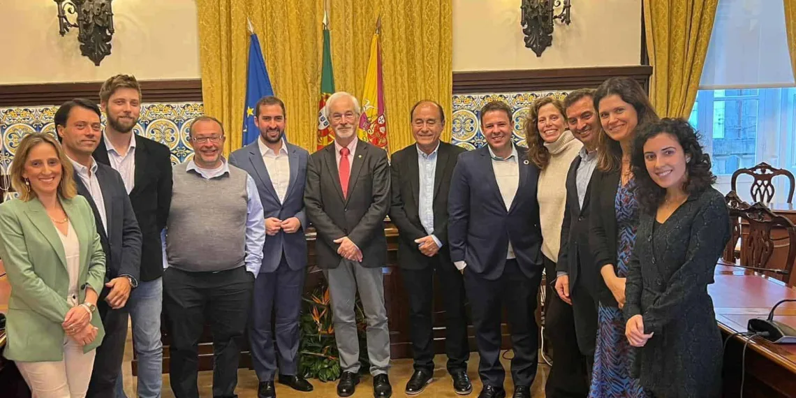 Bocalom cumpre agenda em Portugal