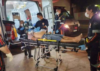 Vítima foi achada caida na rua por moradores