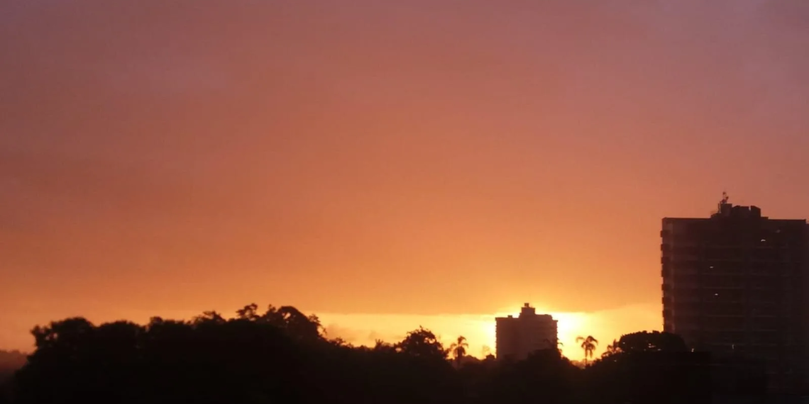 Terça-feira será muito sol e calor, com possibilidades de chuvas em ventanias no Acre