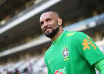 Vídeo: Goleiro Weverton convida público para abertura da Supertaça Acreana de Futebol
