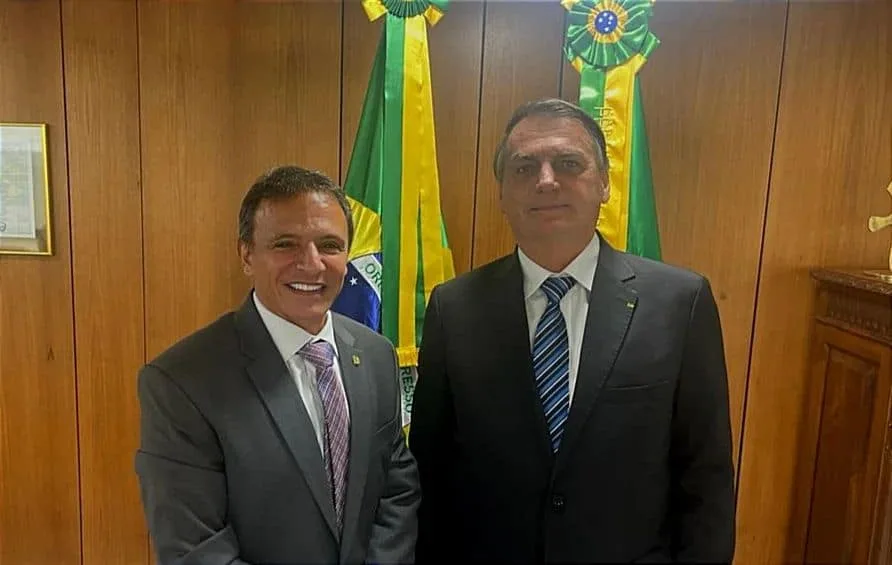 'Bolsonaro vai liderar a oposição', declara senador Márcio Bittar em primeiro encontro com presidente após derrota nas urnas