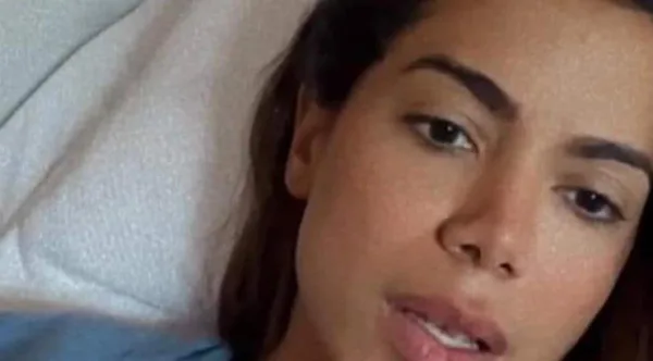Anitta descobre grave problema de saúde no pulmão e no pâncreas após ser hospitalizada: “Eu não dei ouvidos”