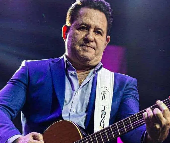 Aos 57 anos de idade, sertanejo Marrone é internado em São Paulo