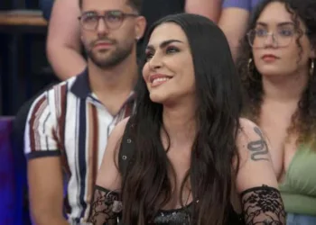 Cleo expõe decisão sobre participação no 'BBB 23' após lista divulgada por Boninho 19 Cleo expõe decisão sobre participação no 'BBB 23' após lista divulgada por Boninho