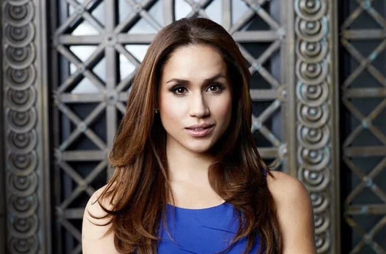 Novo ataque a Meghan Markle na imprensa britânica gera repúdio generalizado no Reino Unido