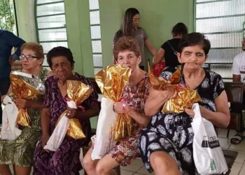 Campanha solidária arrecada presentes para idosos que vivem em abrigo de Rio Branco