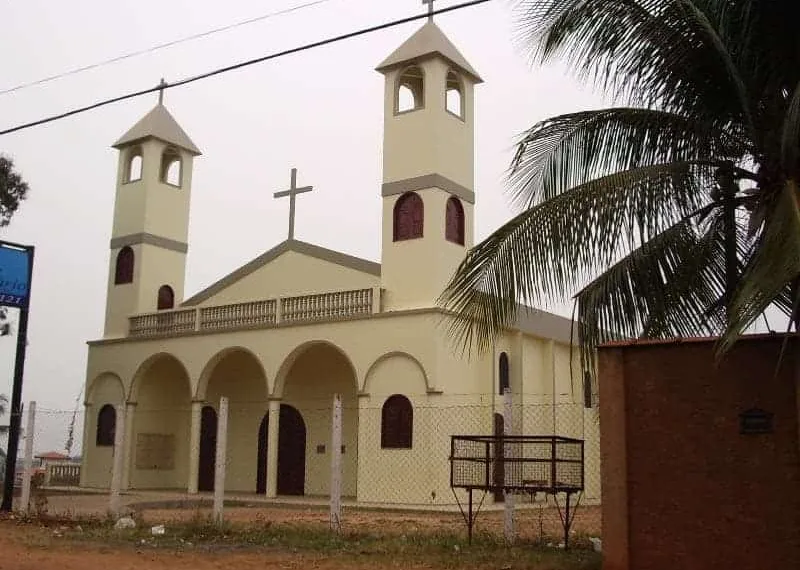 Ação de Natal da Cáritas e da Diocese entrega sacolões a mais de 30 famílias de Rio Branco