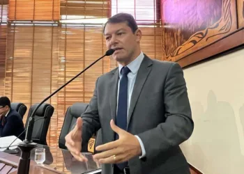 Em seu último discurso na Aleac, deputado Roberto Duarte apresenta resultados em prol da população acreana