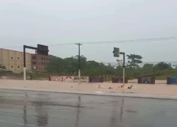 Em Rio Branco, acreanos enfrentam inundação com bom humor; vejam o vídeo!