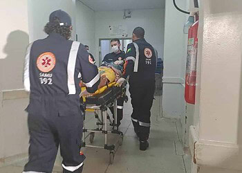 Homem tem casa invadida e acaba baleado com tiro na cabeça na frente de um grupo de crianças,em Rio Branco (Foto: arquivo pessoal)