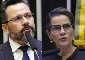 Alan Rick e Mara Rocha votam cotra a PEC da transição; Câmara segue discutindo a matéria
