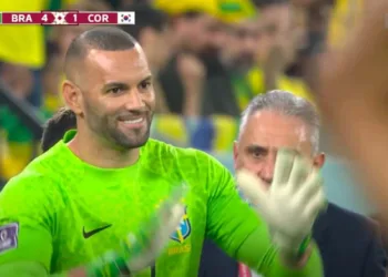Acreano Weverton estreia na Copa, Brasil vence a Coréia e avança para as quartas de final