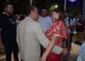 Ao lado de Gladson, prefeito Bocalom inaugura luzes de Natal