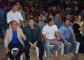 Ao lado de Gladson, prefeito Bocalom inaugura luzes de Natal