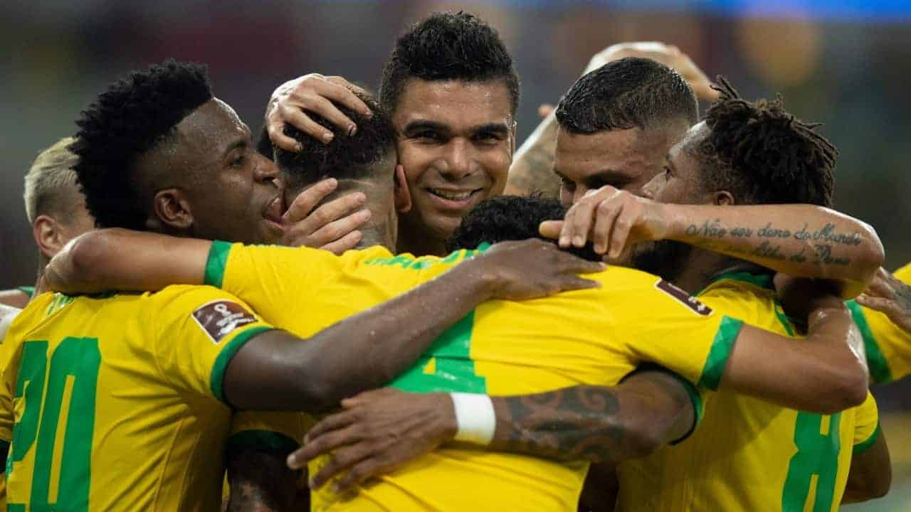 Seleção brasileira joga hoje; Confira o que abre e fecha em, joga hoje 