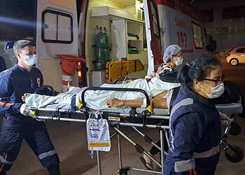 Jovem de 19 anos é ferido com vários golpes de faca após discussão no interior do Acre