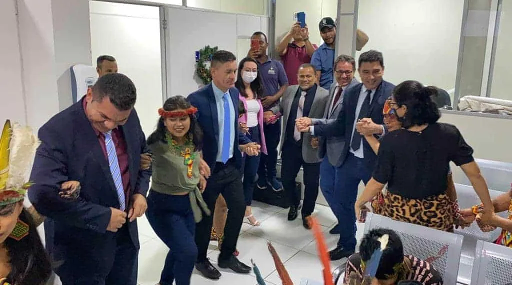 Vereadores dançam com indígenas e aprovam PL que garante abono de R$ 500 mil para o setor de Cultura de Rio Branco