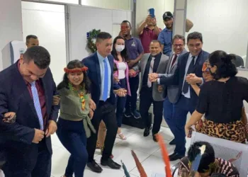 Vereadores dançam com indígenas e aprovam PL que garante abono de R$ 500 mil para o setor de Cultura de Rio Branco