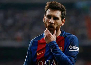 Messi é chamado de ‘anão com hormônios’ por ex-diretor do Barça, que culpa astro por crise no clube 2 Messi é chamado de ‘anão com hormônios’ por ex-diretor do Barça, que culpa astro por crise no clube