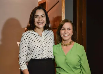 Mailza participa da posse de recondução da Defensora Pública-Geral do Acre