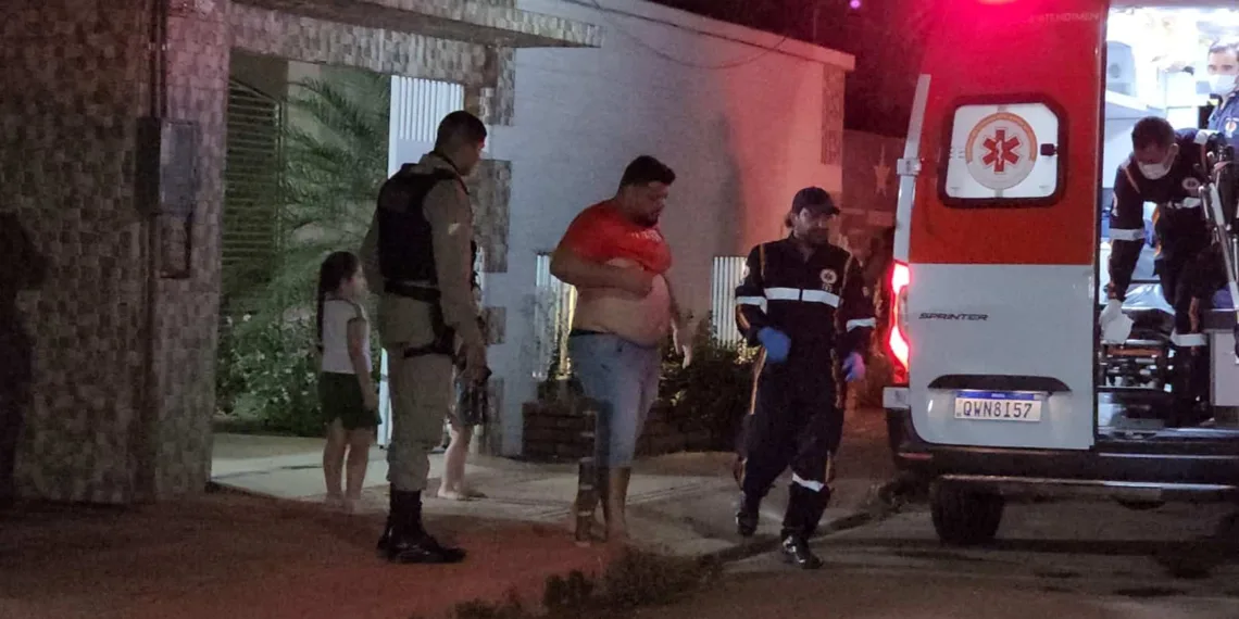 Empresário é baleado na garagem de casa em Rio Branco