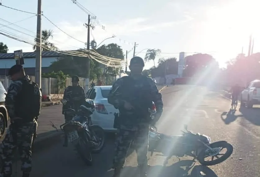 Jovem de 21 anos é preso por dirigir embriagado e causar acidente em Rio Branco