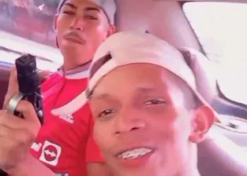 Criminosos postam vídeo comemorando assalto a ônibus em Rio Branco