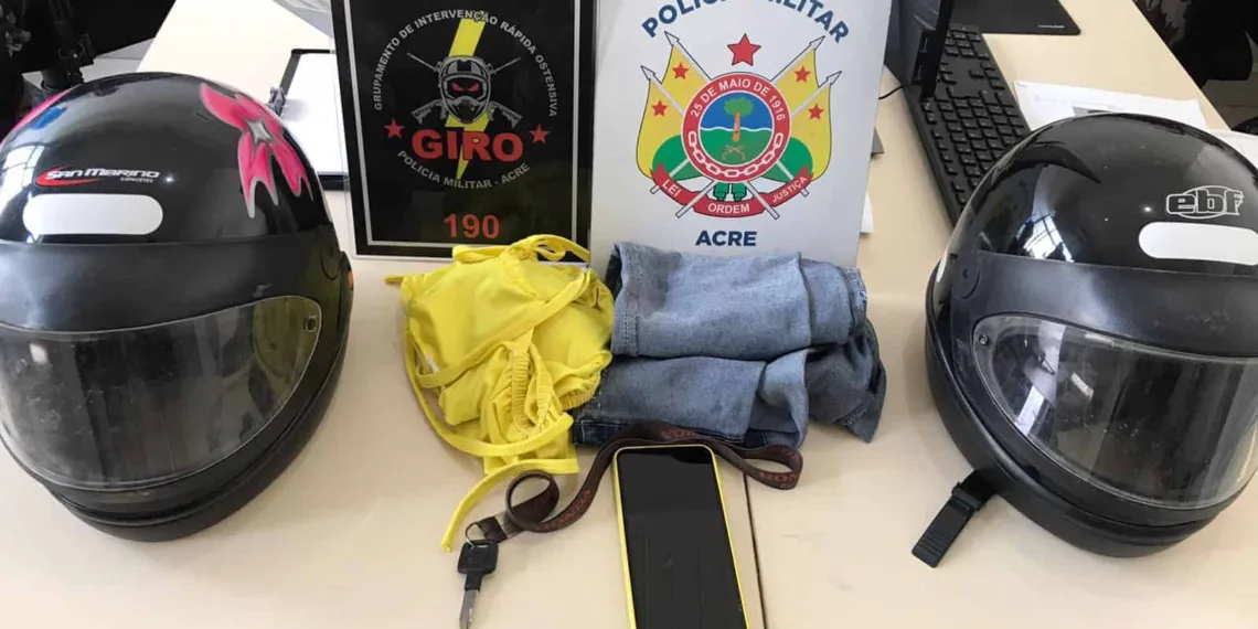 PM prende 5 foragidos da Justiça, apreende arma de fogo e recupera objetos roubados