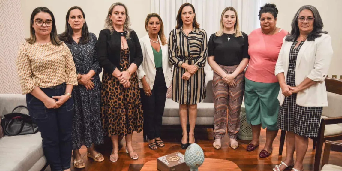 Vice-governadora e movimento social prestam apoio à vereadora vítima de violência política