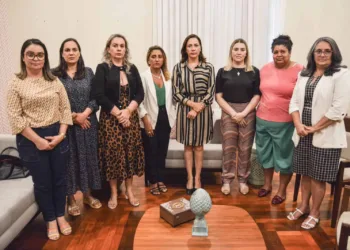 Vice-governadora e movimento social prestam apoio à vereadora vítima de violência política