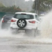 Para-dirigir-na-chuva-é-importante-diminuir-a-velocidade-Foto-internet