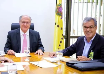 Jorge Viana assume Apex e tem reunião de alinhamento de trabalho com Alckmin