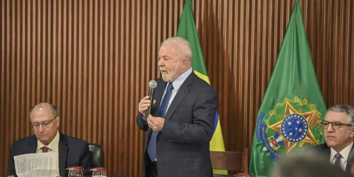 Lula se reúne com ministros para tratar da crise humanitária dos yanomamis