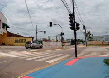 Trecho da rua Isaura Parente que terá o fluxo modificado (Foto: Val Fernandes/Assecom)