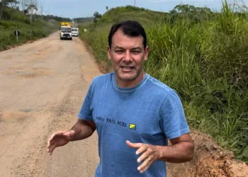 Roberto Duarte desafia ministro dos Transportes a trafegar pela BR-364: 'eu seria o motorista'