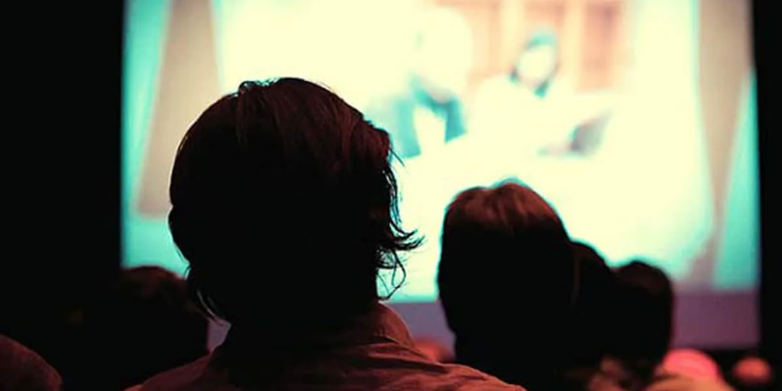 Segundo a página do Cine Araújo na rede social Instagram, em breve os horários da programação serão divulgados.