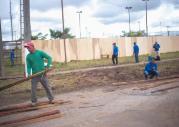 Mais de cem empregos diretos estão sendo gerados somente na preparação dos espaços. Construção civil aquecida. Foto: Alice Leão