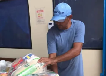 Mais de 170 famílias carentes receberam sacolão da Prefeitura em Rio Branco