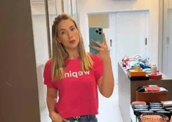 Virginia Fonseca volta a falar sobre a polêmica da foto e sai em sua defesa : “Não cobrei…”