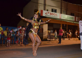 Desfiles dos blocos carnavalescos será realizado na Avenida Getúlio Vargas, Centro de Rio Branco