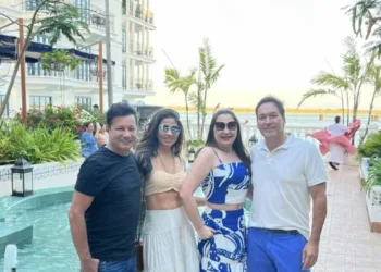 Eliezers Silva e Mercedes Barbosa, Figueiredo e Fran Cabral em clique direto do Panamá